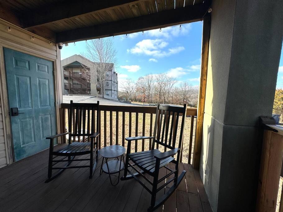 Modern Comfort: Updated Cozy Condo In Indian Point Branson Buitenkant foto