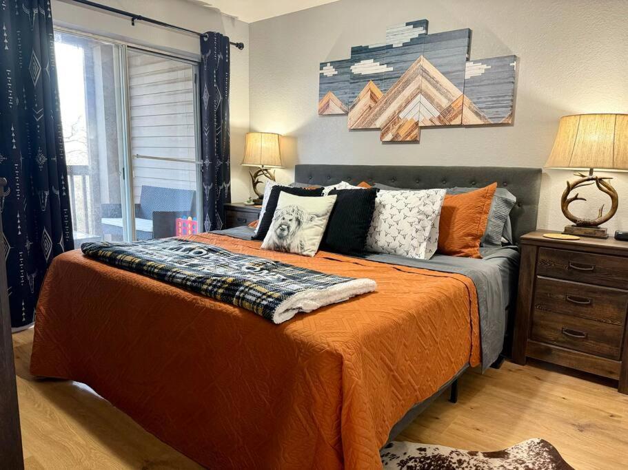 Modern Comfort: Updated Cozy Condo In Indian Point Branson Buitenkant foto
