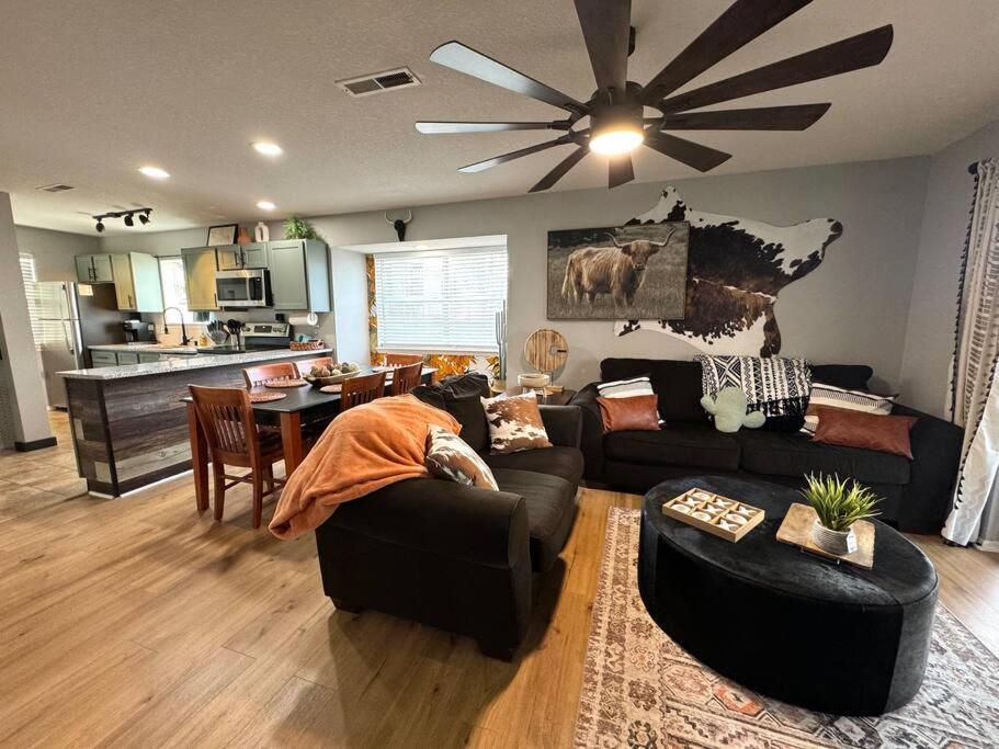 Modern Comfort: Updated Cozy Condo In Indian Point Branson Buitenkant foto